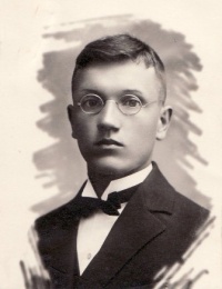 SALTENIS_RAPOLAS.jpg