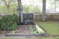 Zigmunto Komaro kapas.jpg